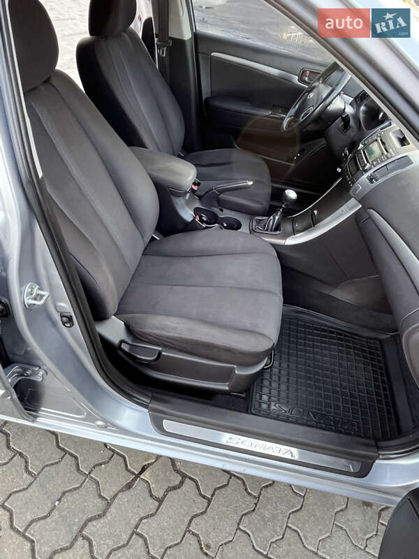 Седан Hyundai Sonata 2008 в Полтаве