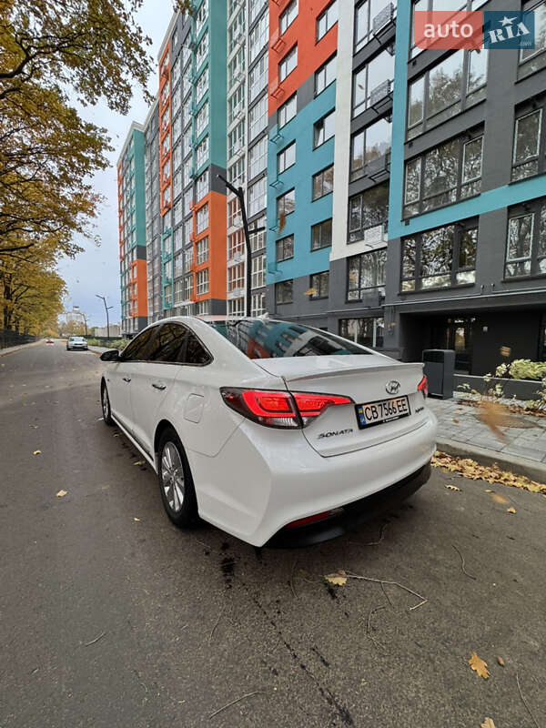 Седан Hyundai Sonata 2015 в Чернігові