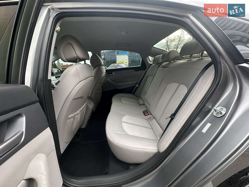 Седан Hyundai Sonata 2017 в Киеве фото 26 Седан Hyundai Sonata 2017 в Киеве