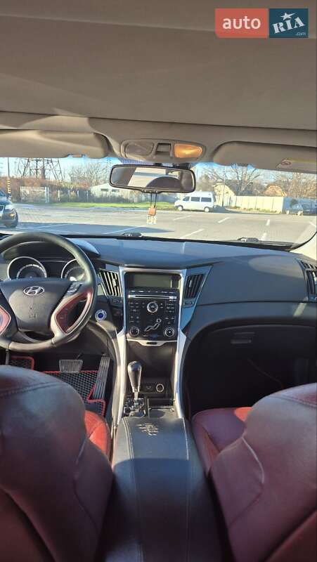 Седан Hyundai Sonata 2011 в Черновцах