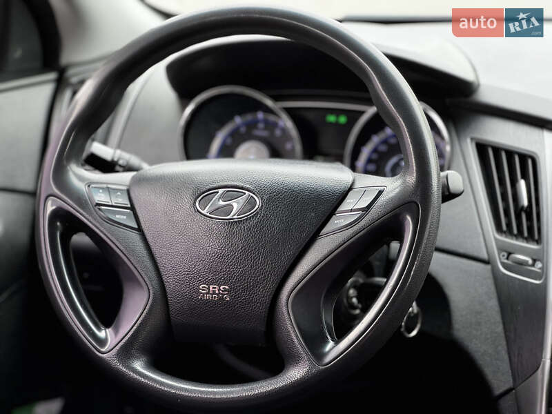 Седан Hyundai Sonata 2013 в Киеве фото 13 Седан Hyundai Sonata 2013 в Киеве