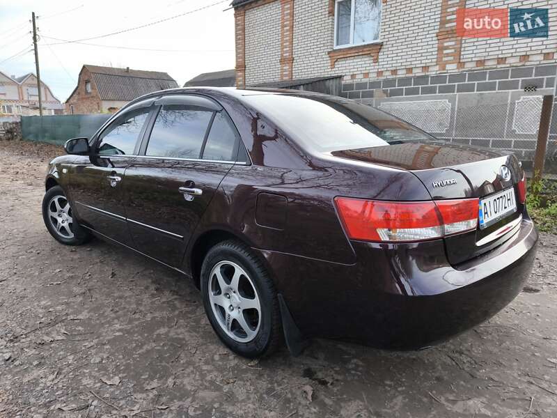 Седан Hyundai Sonata 2006 в Казатине