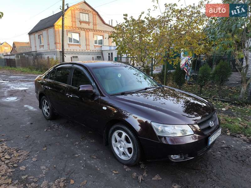 Седан Hyundai Sonata 2006 в Казатине