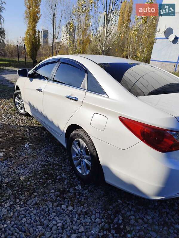 Седан Hyundai Sonata 2012 в Кривом Роге фото 5 Седан Hyundai Sonata 2012 в Кривом Роге