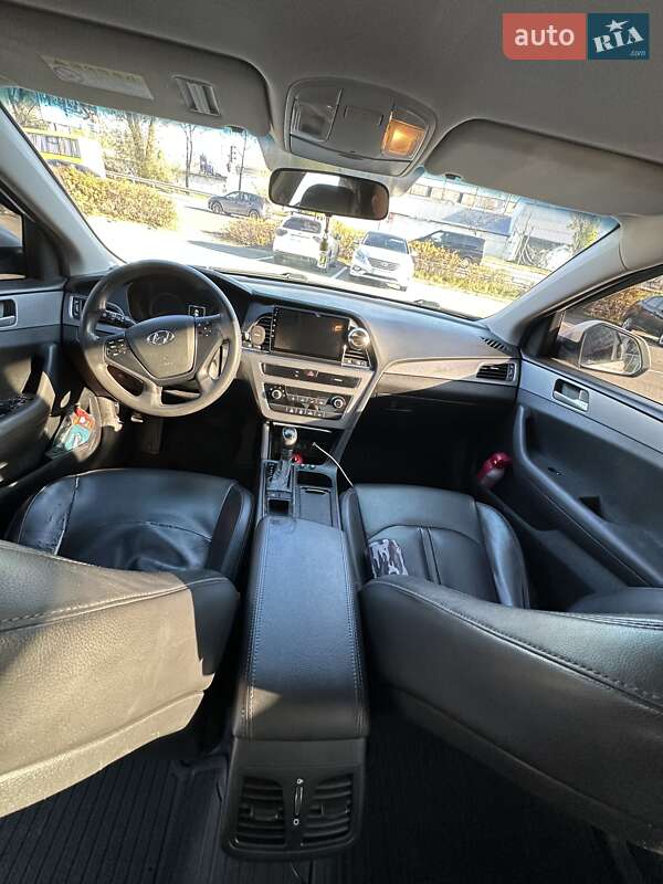 Седан Hyundai Sonata 2014 в Вышгороде