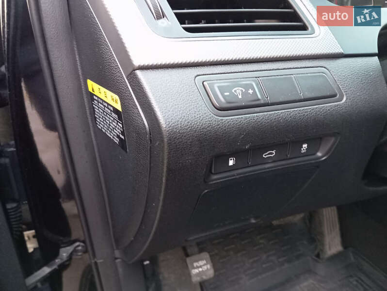 Седан Hyundai Sonata 2016 в Киеве