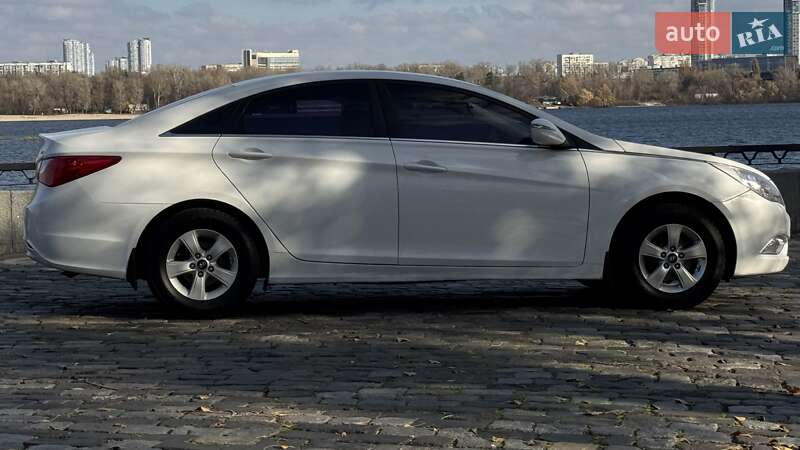 Седан Hyundai Sonata 2015 в Киеве фото 6 Седан Hyundai Sonata 2015 в Киеве