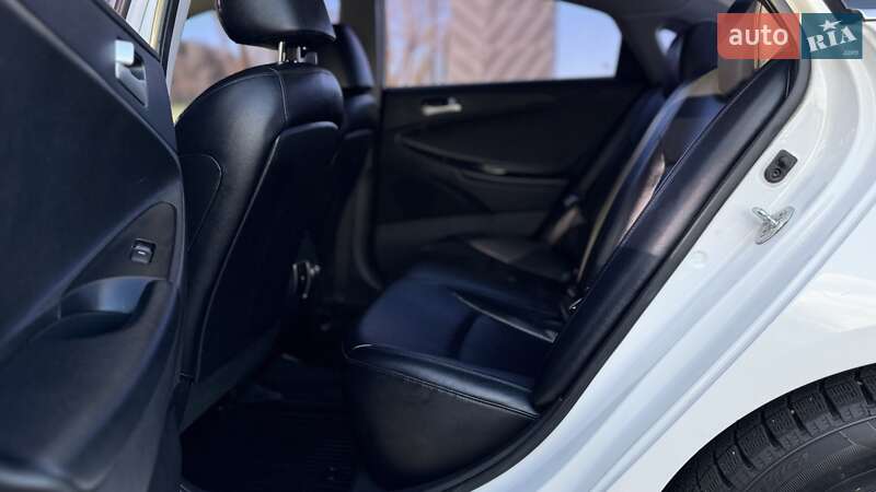 Седан Hyundai Sonata 2015 в Киеве фото 11 Седан Hyundai Sonata 2015 в Киеве