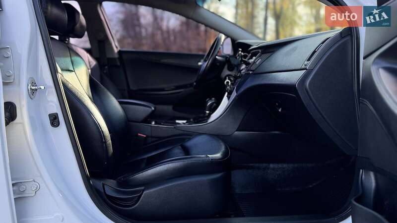 Седан Hyundai Sonata 2015 в Киеве фото 13 Седан Hyundai Sonata 2015 в Киеве