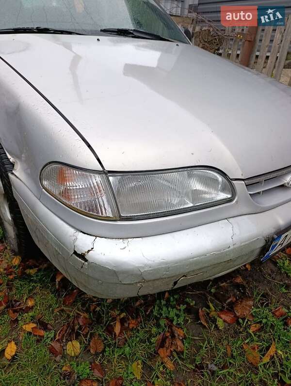 Седан Hyundai Sonata 1993 в Коростышеве фото 2 Седан Hyundai Sonata 1993 в Коростышеве