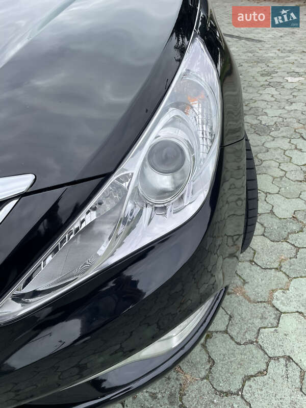 Седан Hyundai Sonata 2014 в Дубно