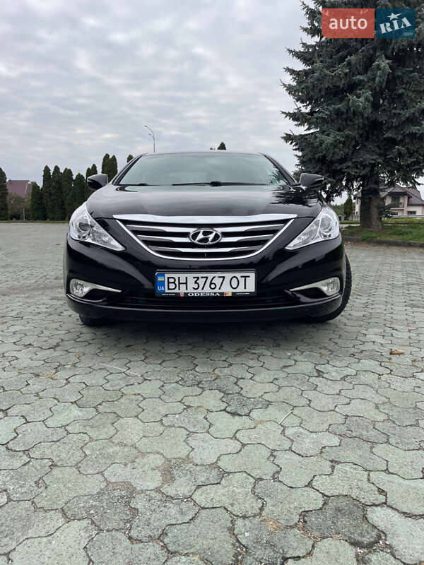 Седан Hyundai Sonata 2014 в Дубно