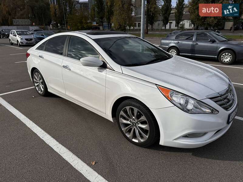 Седан Hyundai Sonata 2013 в Киеве фото 3 Седан Hyundai Sonata 2013 в Киеве