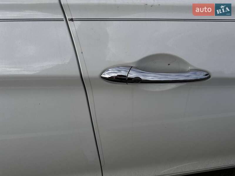 Седан Hyundai Sonata 2013 в Киеве фото 20 Седан Hyundai Sonata 2013 в Киеве