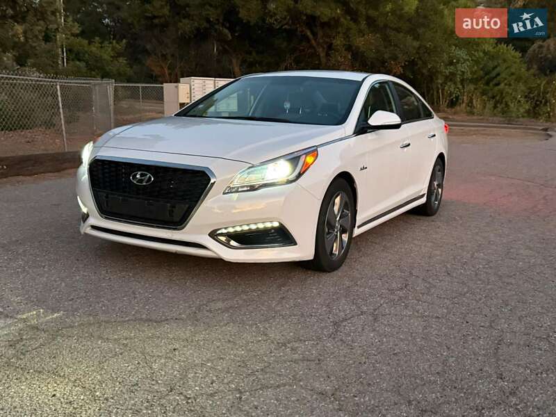 Седан Hyundai Sonata 2017 в Киеве