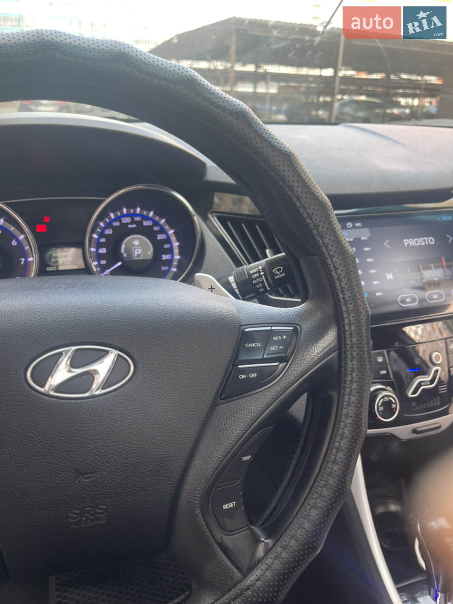 2010 Hyundai Sonata - мініатюра 23