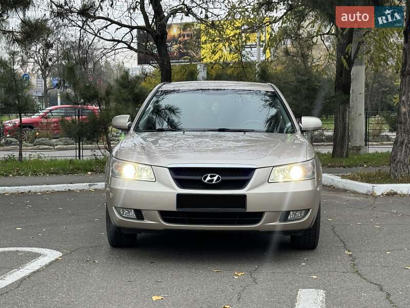 Седан Hyundai Sonata 2007 в Одессе