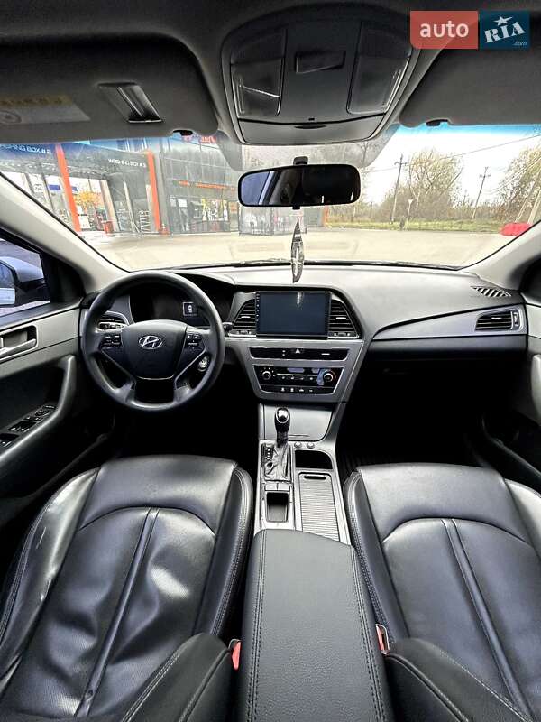 Седан Hyundai Sonata 2015 в Полтаві