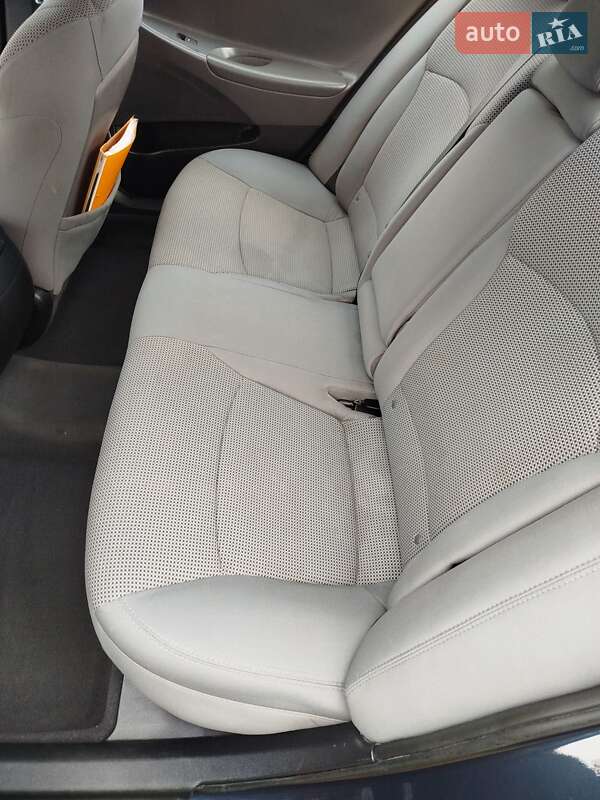 Седан Hyundai Sonata 2014 в Харькове
