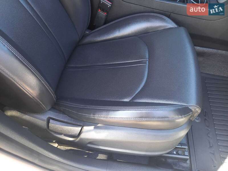 Седан Hyundai Sonata 2015 в Черкассах