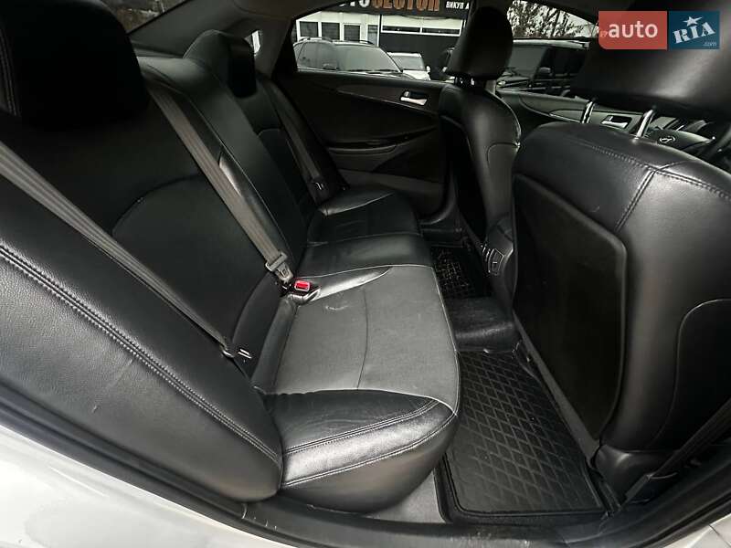 Седан Hyundai Sonata 2013 в Харькове