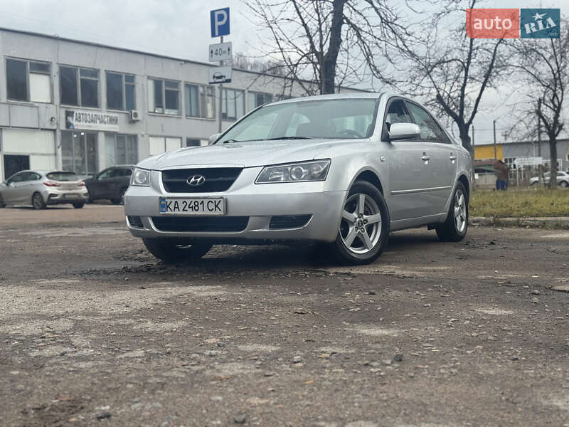 Седан Hyundai Sonata 2006 в Чернігові