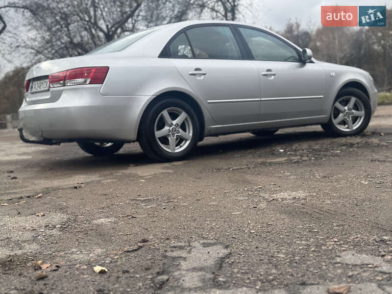 Седан Hyundai Sonata 2006 в Чернігові