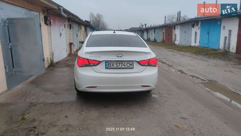 Седан Hyundai Sonata 2013 в Нетешине фото 2 Седан Hyundai Sonata 2013 в Нетешине
