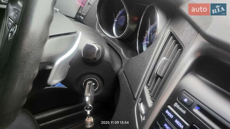 Седан Hyundai Sonata 2013 в Нетешине фото 17 Седан Hyundai Sonata 2013 в Нетешине