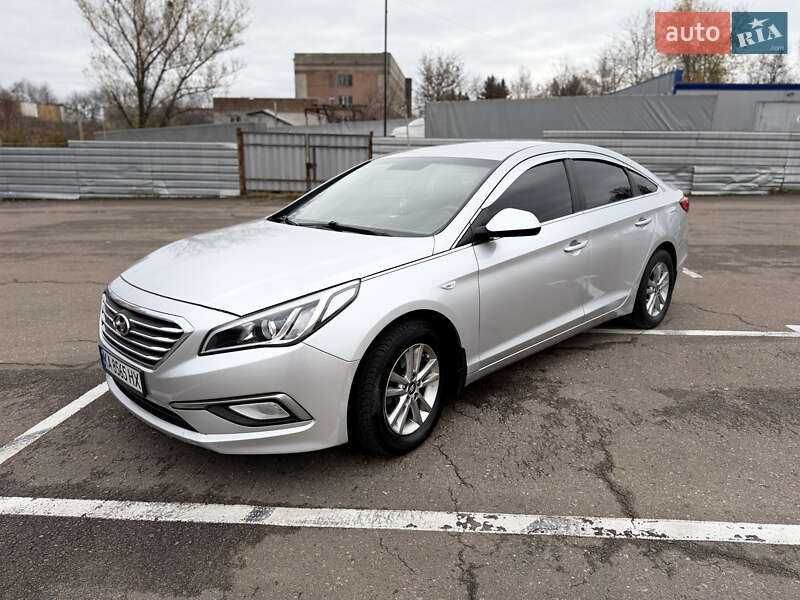 Седан Hyundai Sonata 2016 в Ровно