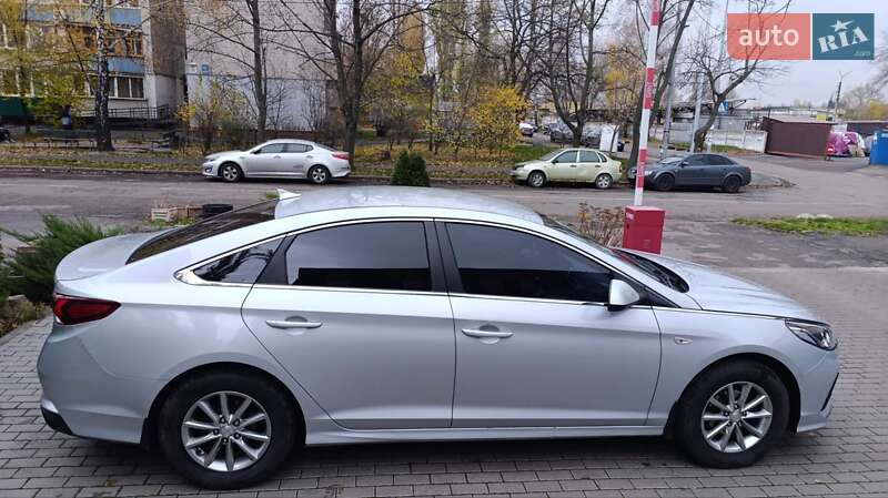 Седан Hyundai Sonata 2017 в Киеве фото 3 Седан Hyundai Sonata 2017 в Киеве