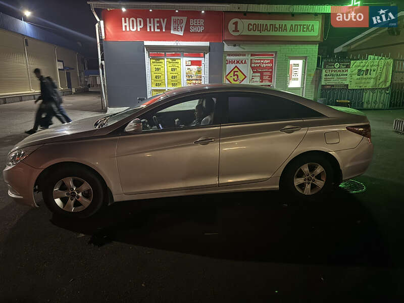 Седан Hyundai Sonata 2015 в Киеве фото 6 Седан Hyundai Sonata 2015 в Киеве