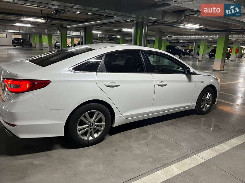 Седан Hyundai Sonata 2016 в Одессе