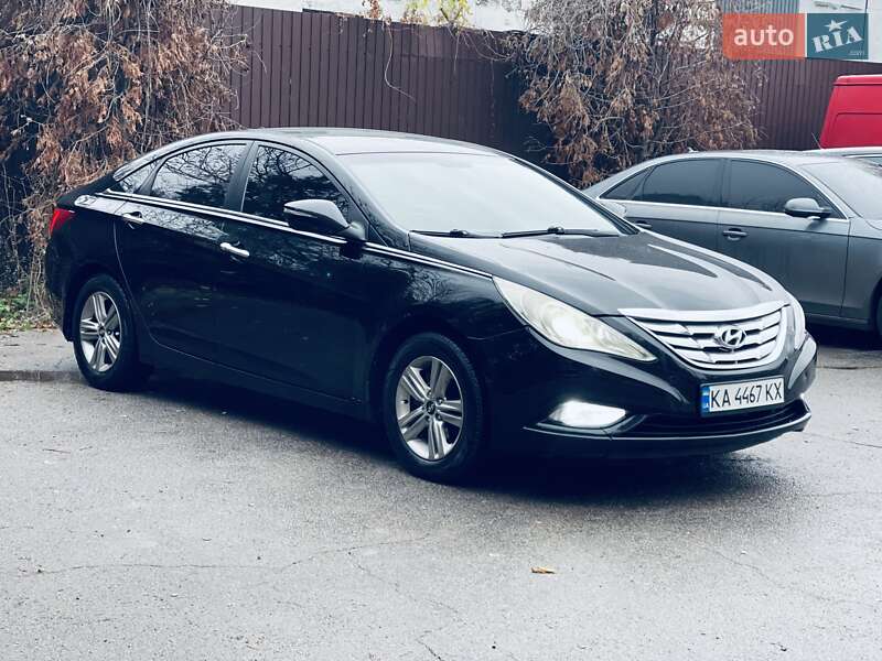 Седан Hyundai Sonata 2013 в Киеве фото 2 Седан Hyundai Sonata 2013 в Киеве