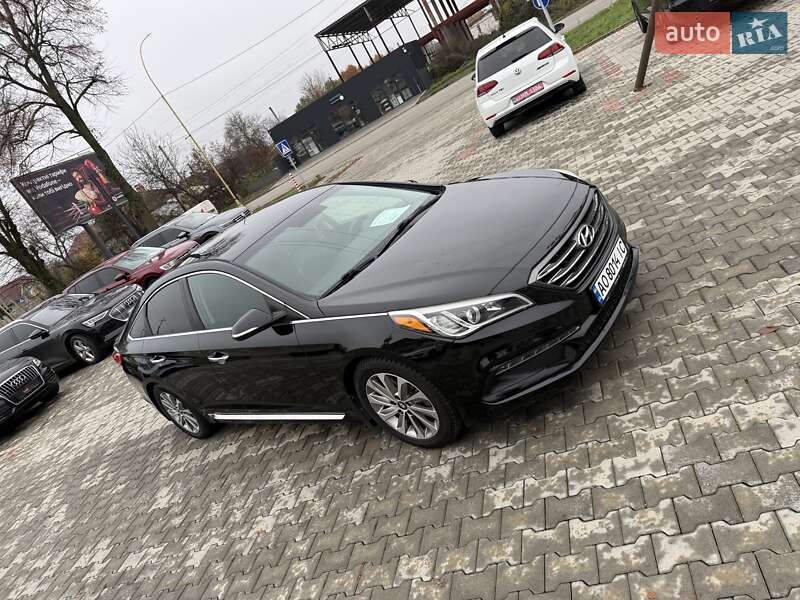 Седан Hyundai Sonata 2016 в Ужгороде