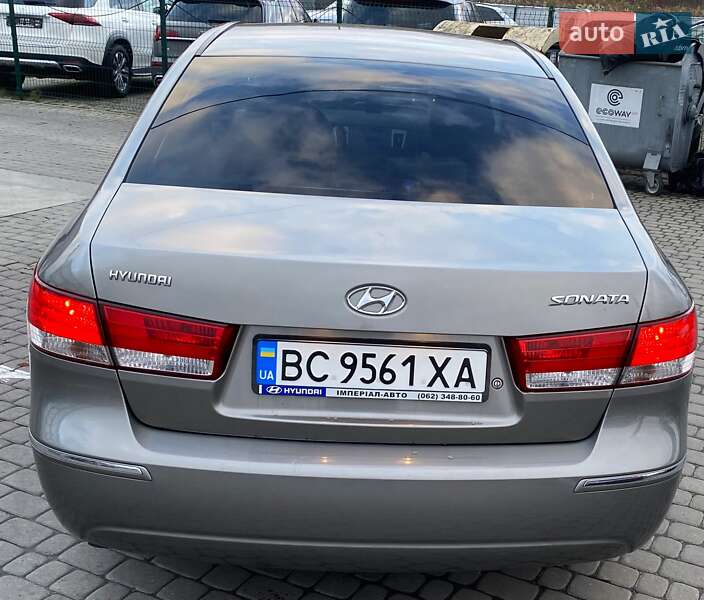 Седан Hyundai Sonata 2008 в Львове