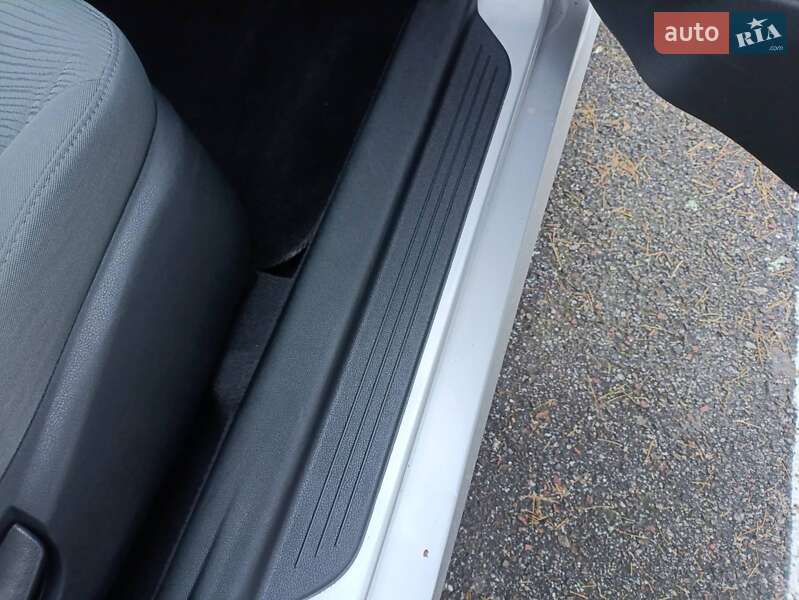 Седан Hyundai Sonata 2012 в Луцке фото 36 Седан Hyundai Sonata 2012 в Луцке