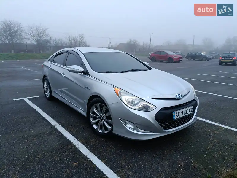 Hyundai Sonata 2012