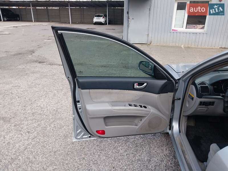 Седан Hyundai Sonata 2006 в Миколаєві