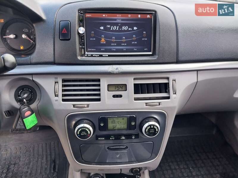 Седан Hyundai Sonata 2006 в Миколаєві