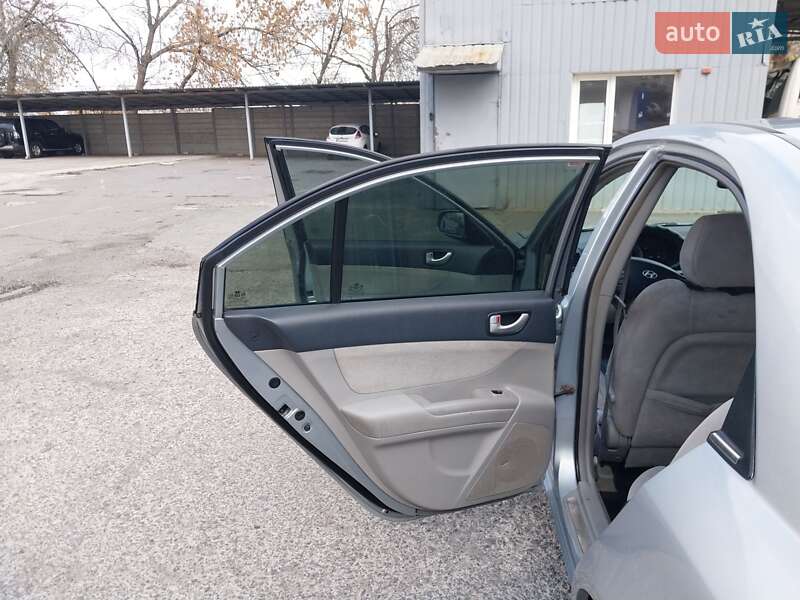 Седан Hyundai Sonata 2006 в Миколаєві