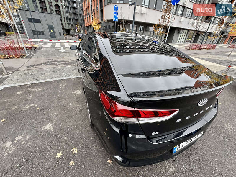 Седан Hyundai Sonata 2018 в Киеве