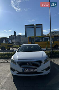 Седан Hyundai Sonata 2016 в Львове