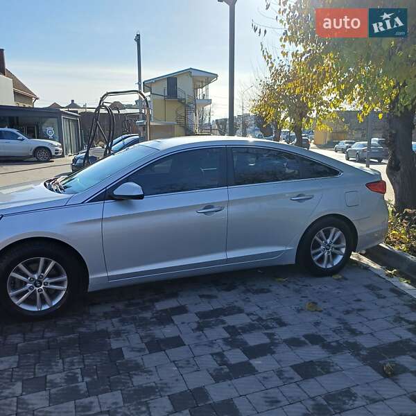 Седан Hyundai Sonata 2016 в Львове