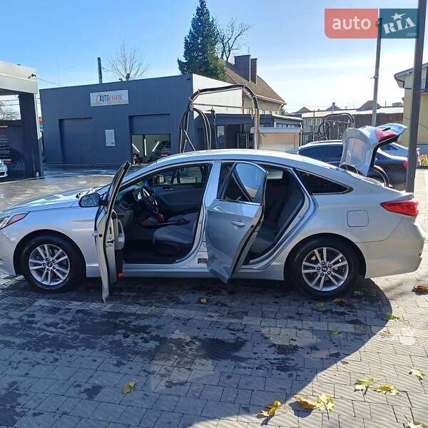 Седан Hyundai Sonata 2016 в Львове