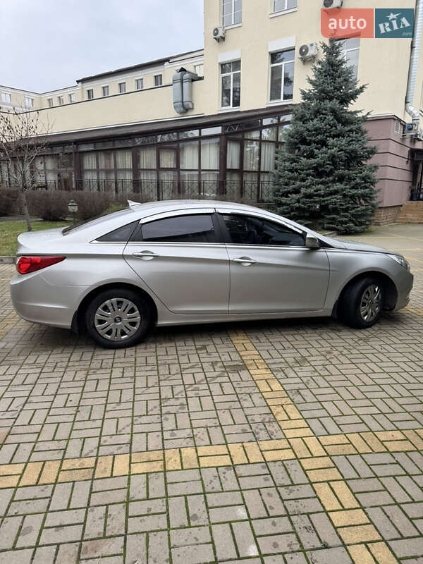 Седан Hyundai Sonata 2013 в Ирпене