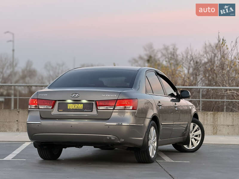 Седан Hyundai Sonata 2008 в Киеве
