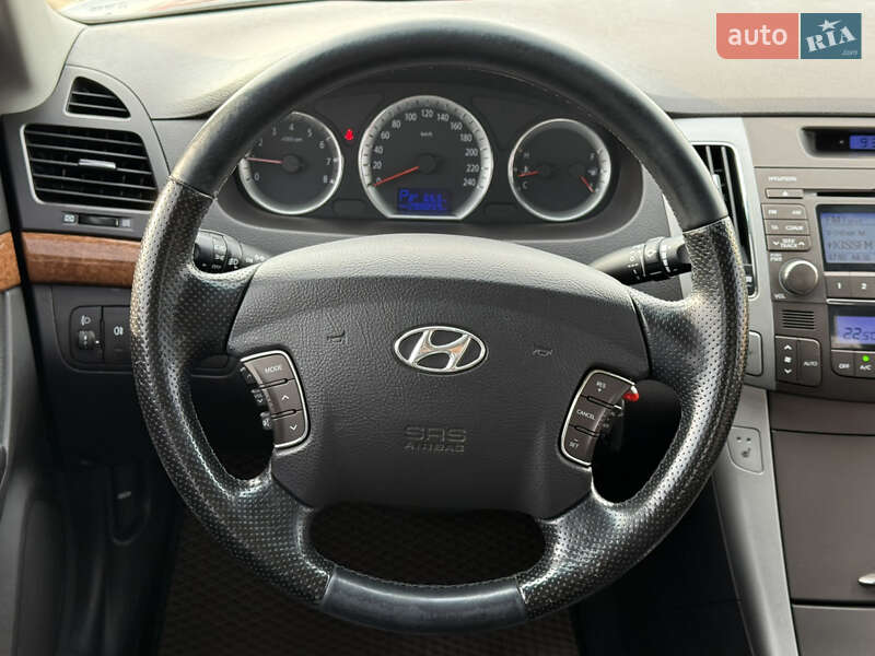 Седан Hyundai Sonata 2008 в Киеве