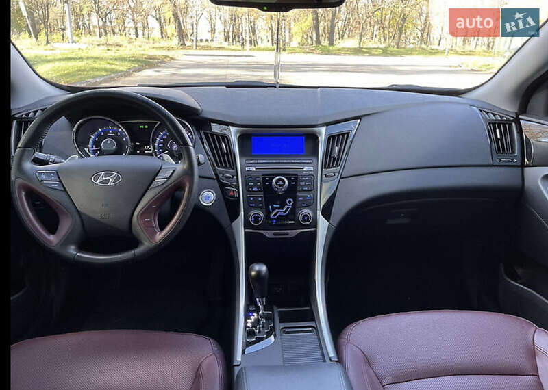 Седан Hyundai Sonata 2011 в Киеве