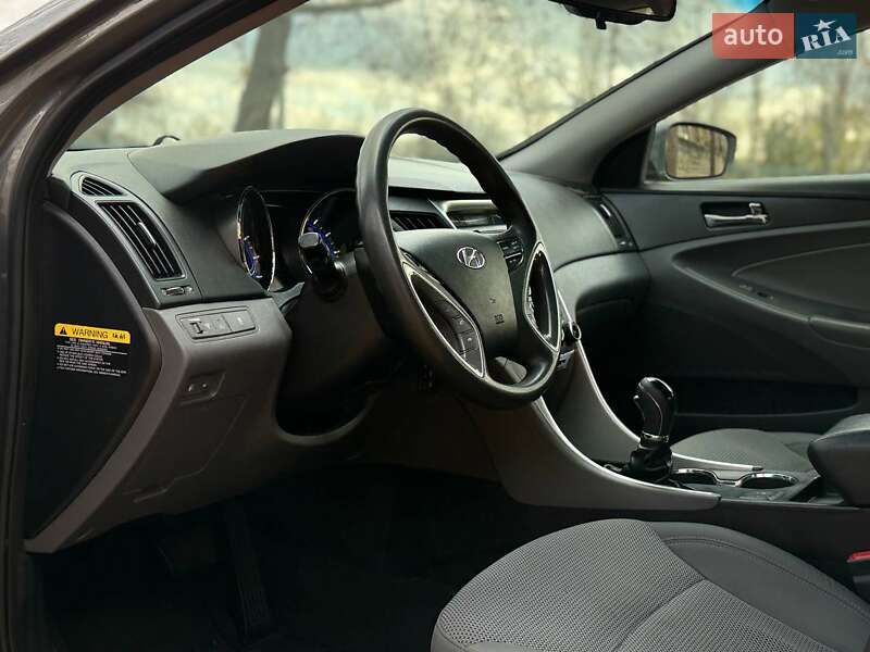 Седан Hyundai Sonata 2013 в Николаеве фото 13 Седан Hyundai Sonata 2013 в Николаеве